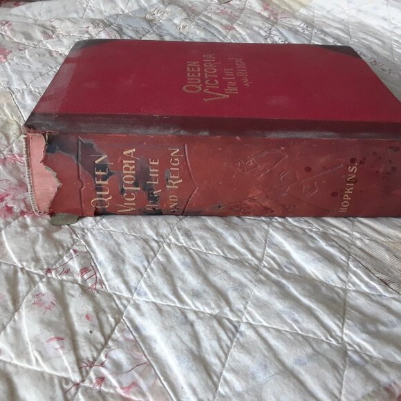 RARE 1896 Queen Victoria Her Life and Reign Antique Book - Picture 4 of 16